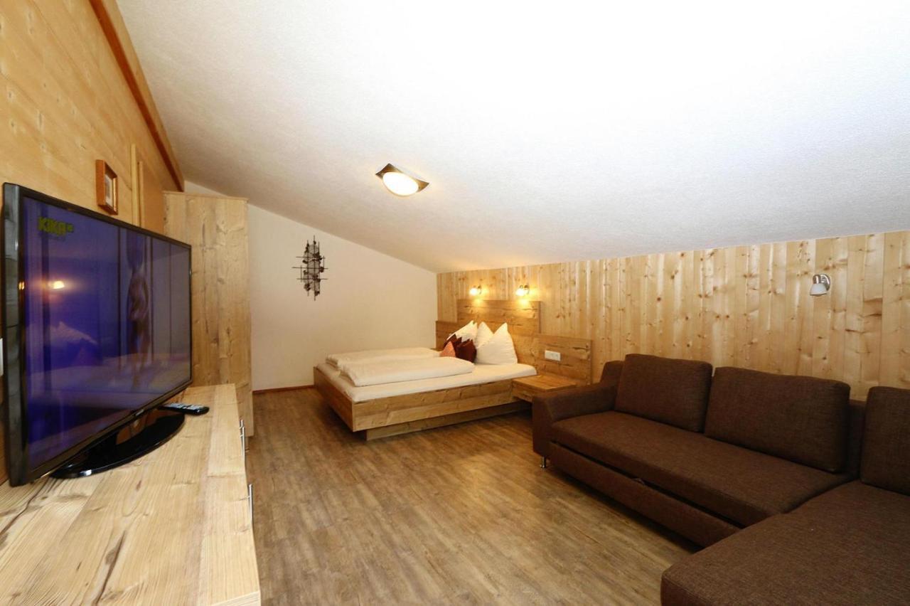 Semi-Detached House, Zell Am Ziller Villa Bagian luar foto